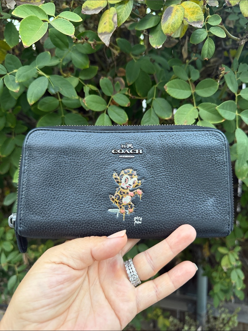 COACH X BASEMAN BLACK LEATHER BUSTER ACCORDION ZIP WALLET.